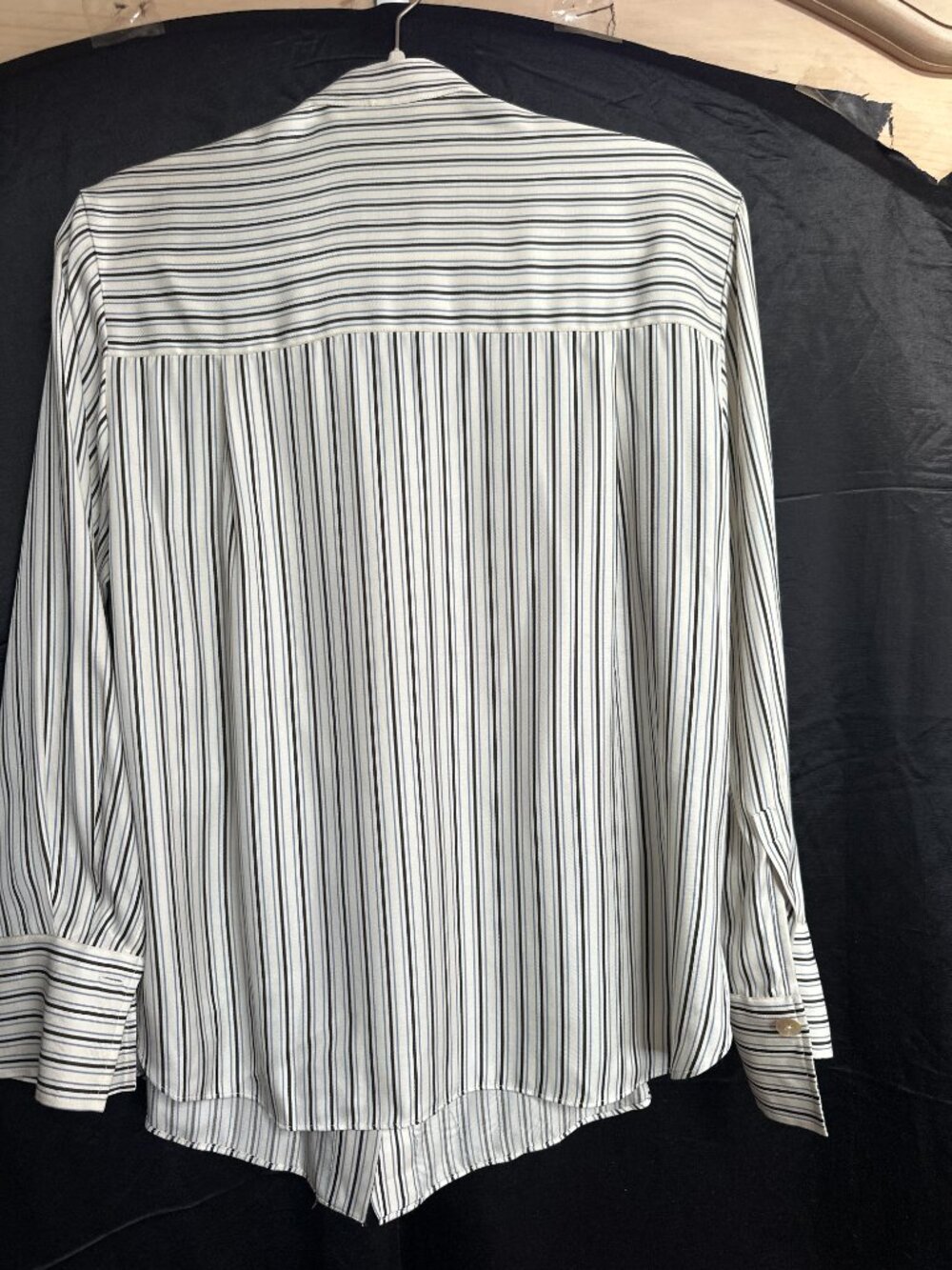Vince Silk Blend Striped Band Collar Button Down Shirt Size S - Picture 9 of 9